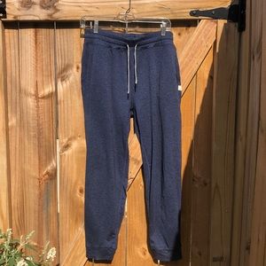 Vuori, size large, navy, performance joggers